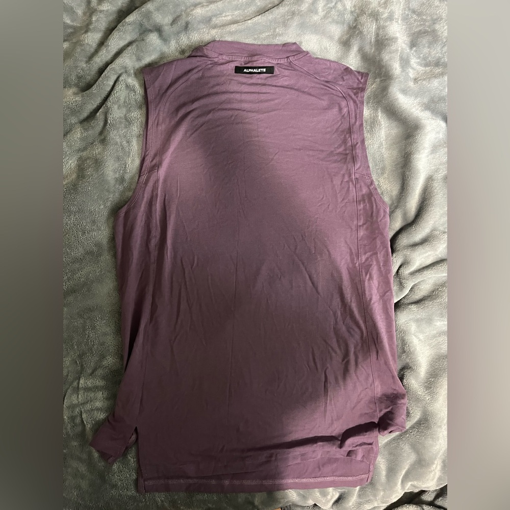 Alphalete Premium Tank-top size Large